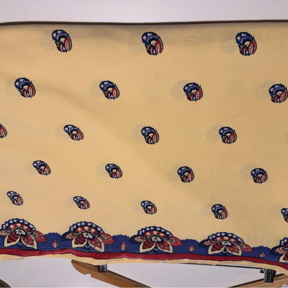 VTG Williams Sonoma French Provence Countryside Tablecloth Gold Red Navy